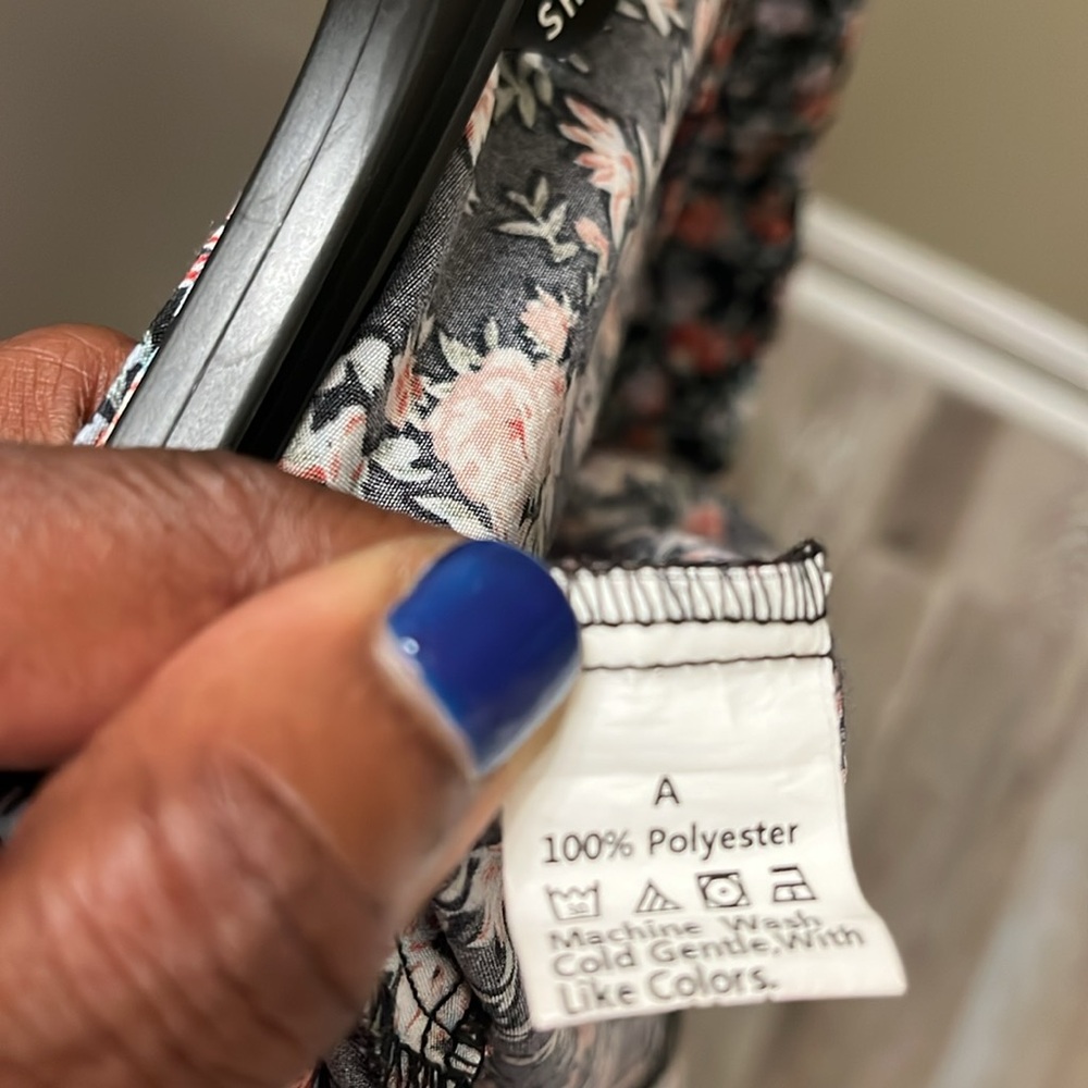 SHEIN Black Floral Wrap Dress - Picture 8 of 12